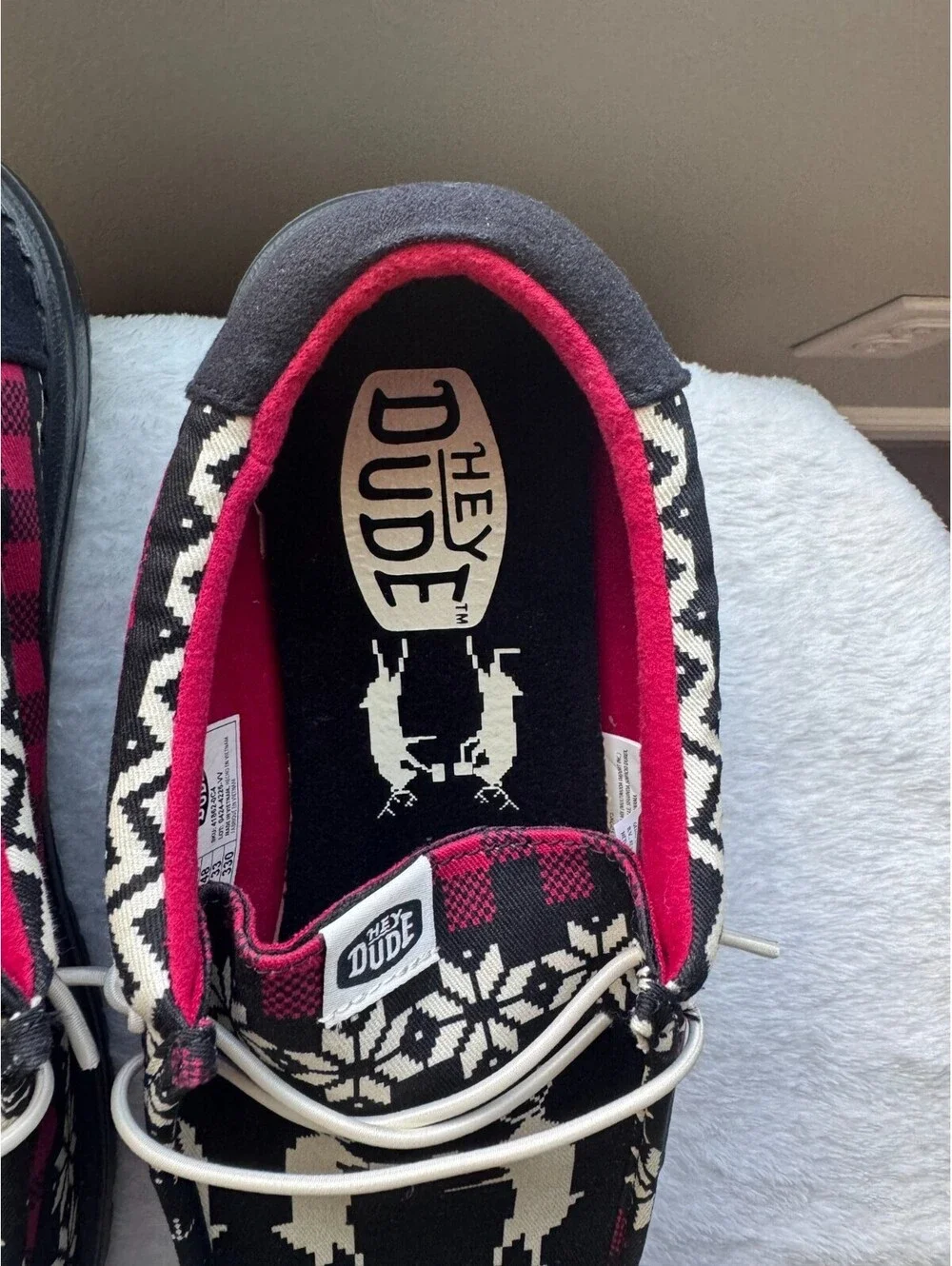New Hey Dude Mens Wally Holiday Cheers Men's Size 15 Black Multi Christmas Shoes